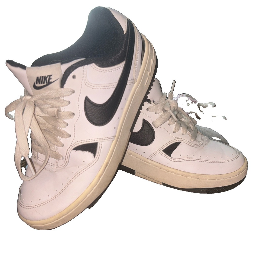 Size 6 - Nike Gamma Force White Black W